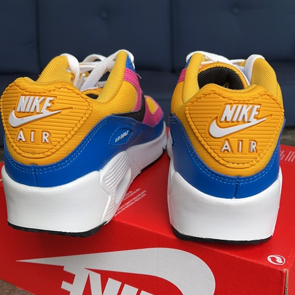 NIKE AIR MAX 90 WMNS - Picture 14 of 16